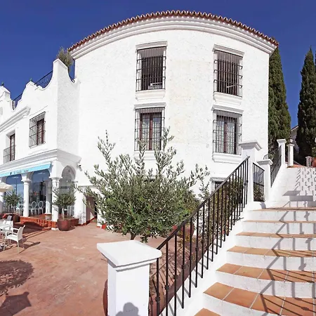 Ξενοδοχείο La Fonda Benalmádena